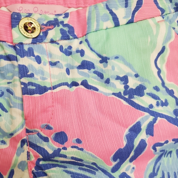 Lilly Pulitzer Adie Shorts - Picture 2 of 5